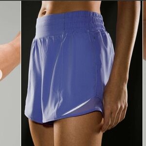 Lululemon Hotty Hot High-Rise Lined Short 4" purple size 2